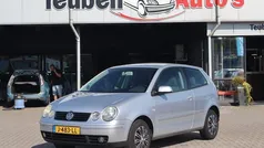 Grijs Gebruikt 2003 VW Polo Hatchback | € 1.885 (Eerlijke prijs)
