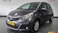 Grijs Gebruikt 2013 Toyota Yaris Style Hatchback | € 8.500 (Eerlijke prijs)