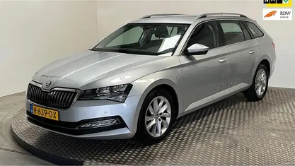 Occasion Skoda Superb Business Line 150 PK (110 kW) 2020 Grijs (metallic) Stationwagen