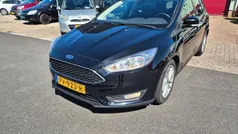 Zwart, metallic lak Gebruikt 2017 Ford Focus Stationwagen | € 5.999 (Eerlijke prijs)