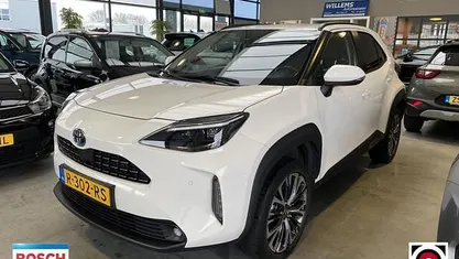 Wit Occasion 2022 Toyota Yaris Cross Executive SUV | € 26.350 (Eerlijke prijs)