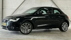 Zwart, metallic lak Gebruikt 2011 Audi A1 Ambition Hatchback | € 7.995 (Eerlijke prijs)