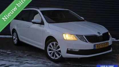 Wit Occasion 2018 Skoda Octavia Business Line Stationwagen | € 10.440 (Goede deal)
