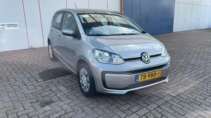 Occasion 2018 VW up! move up! Hatchback | € 7.750 (Eerlijke prijs)