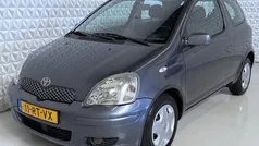 Blauw Gebruikt 2005 Toyota Yaris Hatchback | € 2.499 (Eerlijke prijs)