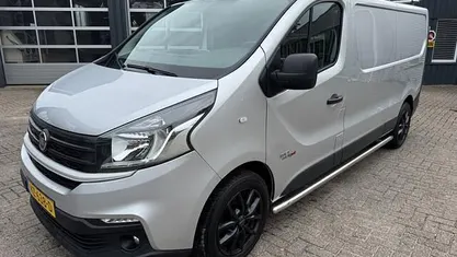 Grijs Gebruikt 2016 Fiat Talento Basis MPV | € 12.500 (Eerlijke prijs)
