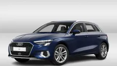 Blauw, metallic lak Gebruikt 2023 Audi A3 Sportback Advanced Hatchback | € 29.950 (Super prijs)