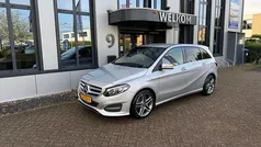 Zilver Gebruikt 2017 Mercedes B200 AMG MPV | € 17.990 (Super prijs)