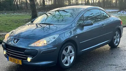Grijs (metallic) Occasion 2008 Peugeot 307 CC Cabriolet | € 2.650 (Eerlijke prijs)