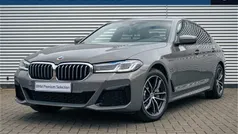 Grijs Gebruikt 2022 BMW 520 Executive Sedan | € 43.850 (Eerlijke prijs)