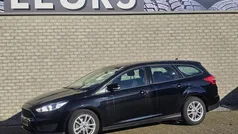 Zwart, metallic lak Gebruikt 2016 Ford Focus Stationwagen | € 9.250 (Eerlijke prijs)
