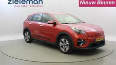 Rood Gebruikt 2020 Kia e-Niro 3 SUV | € 20.845 (Super prijs)