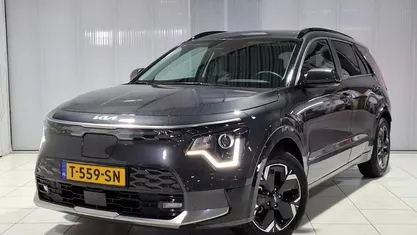 Occasion Kia e-Niro 150 kW (204 PK) 2023 Interstellar grey SUV