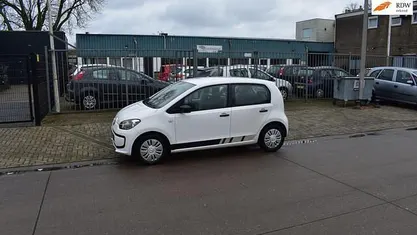 Occasion 2013 VW up! take up! Hatchback | € 4.450 (Eerlijke prijs)