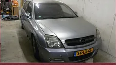 Grijs (metallic) Gebruikt 2003 Opel Signum Elegance Hatchback | € 1.250 (Super prijs)