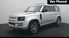 Gebruikt 2023 Land Rover Defender SUV | € 87.440 (Super prijs)