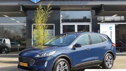Occasion Ford Kuga Titanium 2021 Blauw SUV