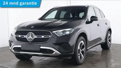 Zwart Occasion 2024 Mercedes GLC300e SUV | € 60.945 (Eerlijke prijs)
