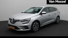 Highlandgrijs kqa Gebruikt 2023 Renault Mégane GrandTour Techno Stationwagen | € 25.925 (Eerlijke prijs)