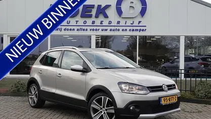 Beige Occasion 2011 VW Polo Cross Hatchback | € 9.895 (Eerlijke prijs)