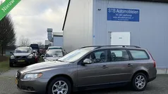 Bruin Gebruikt 2009 Volvo V70 Stationwagen | € 4.499 (Super prijs)