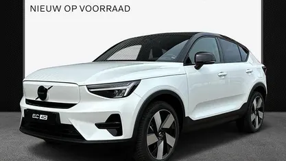 Wit Gebruikt 2025 Volvo EC40 Plus SUV | € 44.800 (Eerlijke prijs)