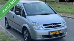 Gebruikt 2004 Opel Meriva Essentia MPV | € 1.950 (Eerlijke prijs)