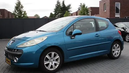 Blauw Occasion 2006 Peugeot 207 Hatchback | € 1.750 (Eerlijke prijs)