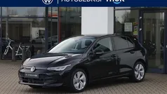 Gebruikt 2025 VW Golf VIII Pro Hatchback | € 36.950 (Eerlijke prijs)