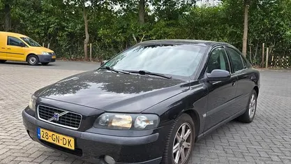 Occasion 2001 Volvo S60 Sedan | € 1.750 (Eerlijke prijs)