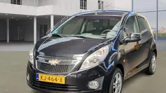 Zwart, metallic lak Gebruikt 2010 Chevrolet Spark Hatchback | € 2.795 (Eerlijke prijs)