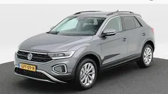 Gebruikt 2024 VW T-Roc Edition SUV | € 33.850 (Eerlijke prijs)
