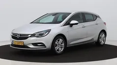 Gebruikt 2018 Opel Astra Edition Hatchback | € 9.700 (Goede deal)