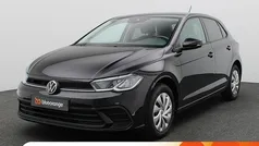 Zwart Gebruikt 2023 VW Polo Life Hatchback | € 23.900 (Eerlijke prijs)