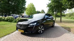 Zwart, metallic lak Gebruikt 2023 Peugeot 308 Allure Hatchback | € 24.950 (Eerlijke prijs)