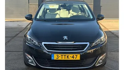 Occasion 2014 Peugeot 308 Hatchback | € 6.900 (Eerlijke prijs)