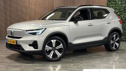 Grijs Gebruikt 2022 Volvo XC40 Plus SUV | € 34.895 (Super prijs)