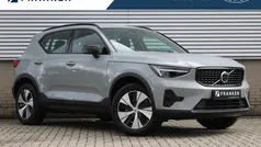 Grijs Gebruikt 2023 Volvo XC40 Plus SUV | € 41.950 (Eerlijke prijs)
