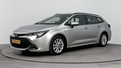 Occasion 2023 Toyota Corolla Hybrid Active Stationwagen | € 26.945 (Eerlijke prijs)