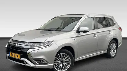 Occasion Mitsubishi Outlander P-HEV Intense+ 239 PK (175 kW) 2018 SUV