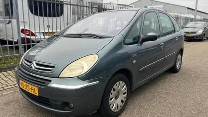 Grijs Gebruikt 2007 Citroën Xsara Picasso MPV | € 599 (Goede deal)