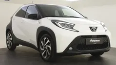 Wit Gebruikt 2023 Toyota Aygo Pulse Hatchback | € 18.299 (Eerlijke prijs)