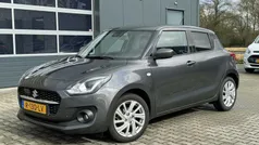 Grijs Gebruikt 2022 Suzuki Swift Hatchback | € 16.450 (Eerlijke prijs)