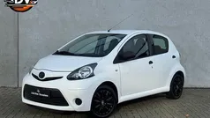 Gebruikt 2014 Toyota Aygo Hatchback | € 4.445 (Goede deal)