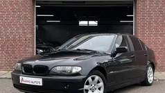 Zwart Gebruikt 2002 BMW 320 Executive Sedan | € 5.250 (Eerlijke prijs)