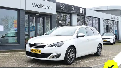 Gebruikt 2015 Peugeot 308 SW Allure Stationwagen | € 9.990 (Eerlijke prijs)
