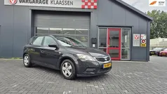 Zwart Gebruikt 2009 Kia Ceed Hatchback | € 3.450 (Eerlijke prijs)