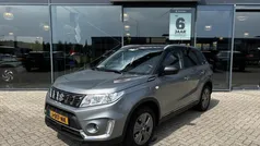 Gebruikt 2020 Suzuki Vitara SUV | € 19.745 (Eerlijke prijs)
