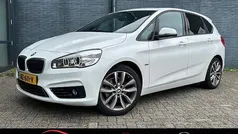 Gebruikt 2017 BMW 218 Executive Stationwagen | € 17.900 (Eerlijke prijs)