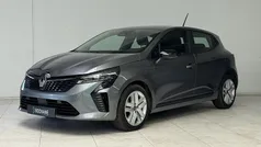 Gebruikt 2023 Renault Clio V Evolution Hatchback | € 22.595 (Eerlijke prijs)